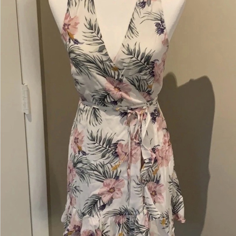 Privacy Please Floral Wrap Dress sz. M